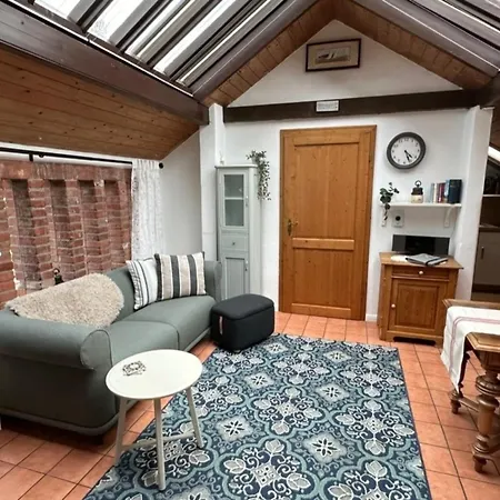 Up De Warft - Backhaus *