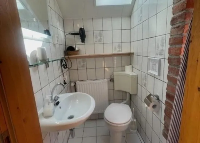 Up De Warft - Backhaus *