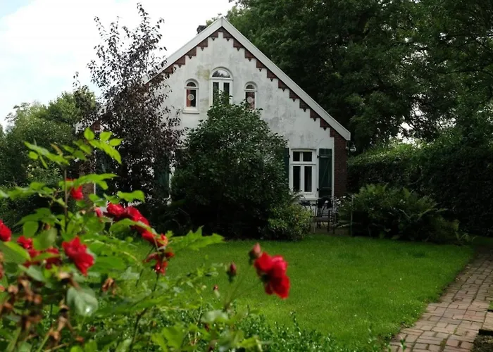 Up De Warft - Backhaus *